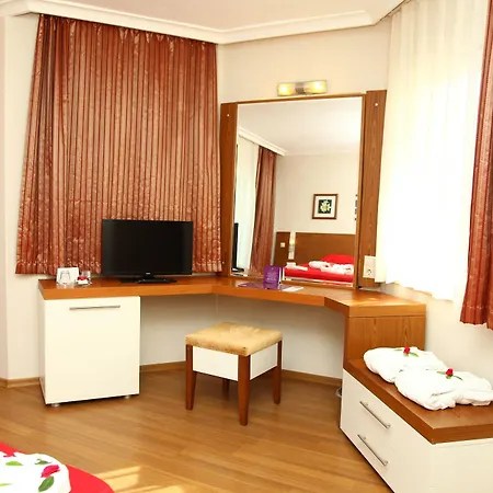 Le Jardin Village אתר נופש קמר