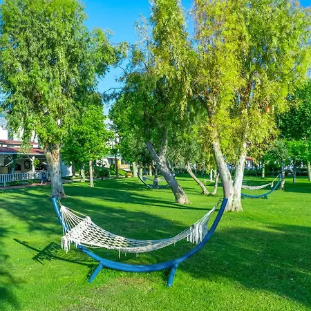 Le Jardin Village 5* Κεμέρ