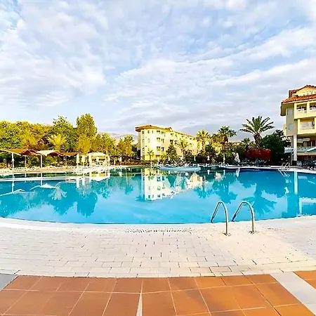 Le Jardin Village Resort 5*