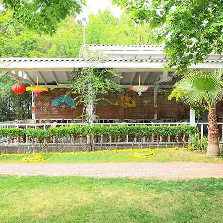 Complex Queen's Park Le Jardin 5*