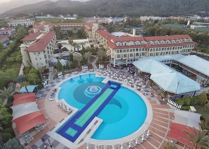 Le Jardin Village