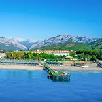 Le Jardin Village