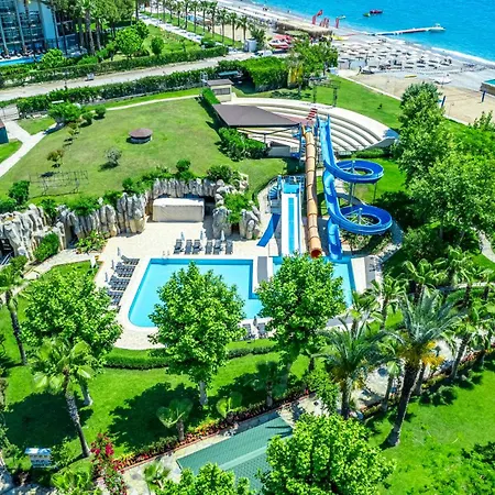 Le Jardin Village 5*
