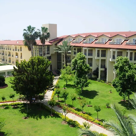 Le Jardin Village منتجع كمر