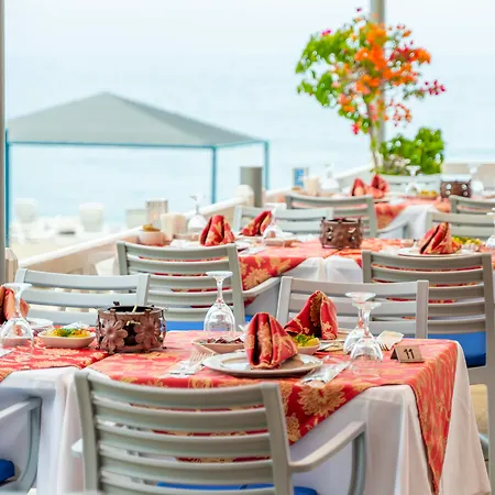Queen's Park Le Jardin Resort 5*