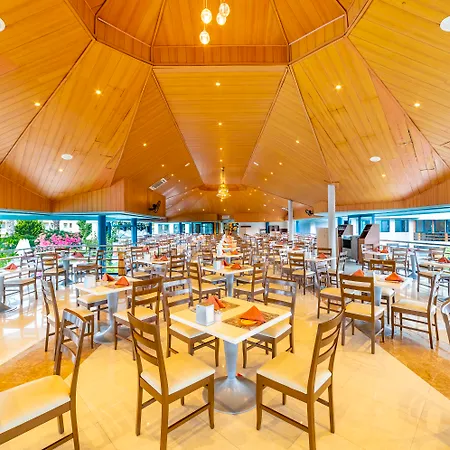 Resort Queen's Park Le Jardin