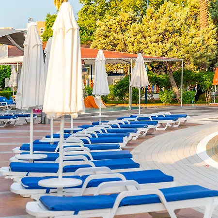 Resort Queen's Park Le Jardin Kemer