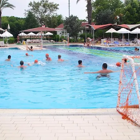 Resort Queen's Park Le Jardin Kemer