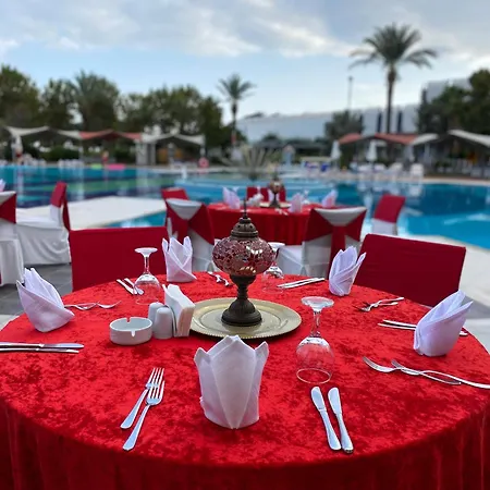 Resort Queen's Park Le Jardin