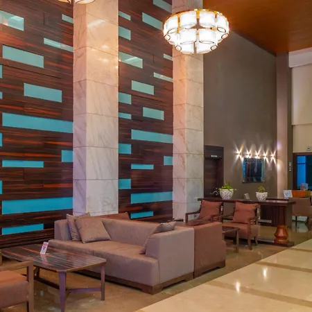 Resort Queen's Park Le Jardin 5*